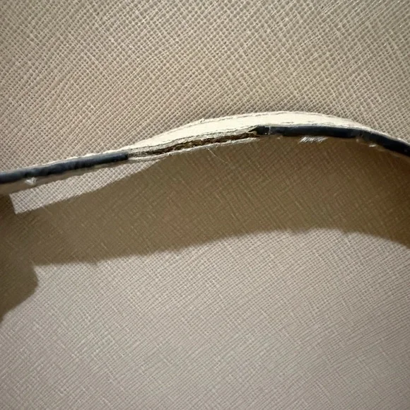 Michael Kors Cream Tote Bag and Wallet Set - Picture 14 of 15